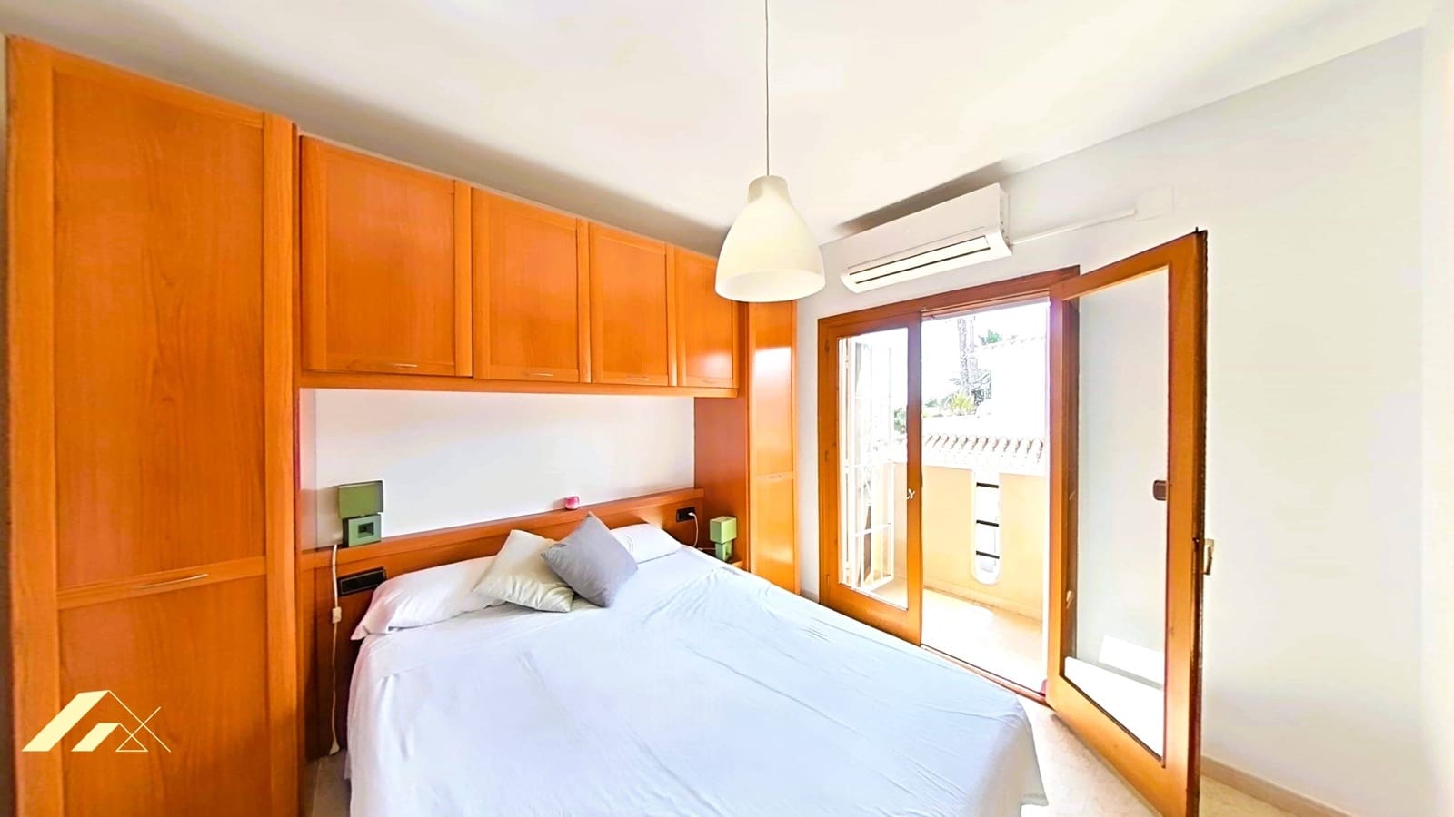 3 soverom Rekkehus til salgs i Playa Flamenca med svømmebasseng garasje - € 239 000 (Ref: 9232681)