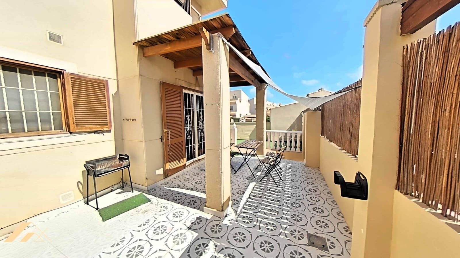 3 soverom Rekkehus til salgs i Playa Flamenca med svømmebasseng garasje - € 239 000 (Ref: 9232681)