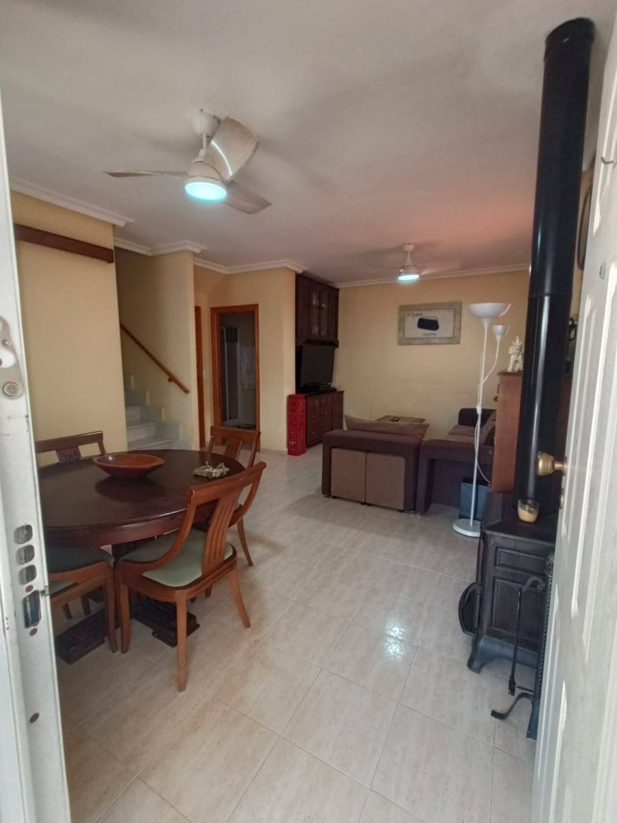 2 soveværelse Rækkehus til salg i Orihuela Costa med swimmingpool - € 265.000 (Ref: 9308616)