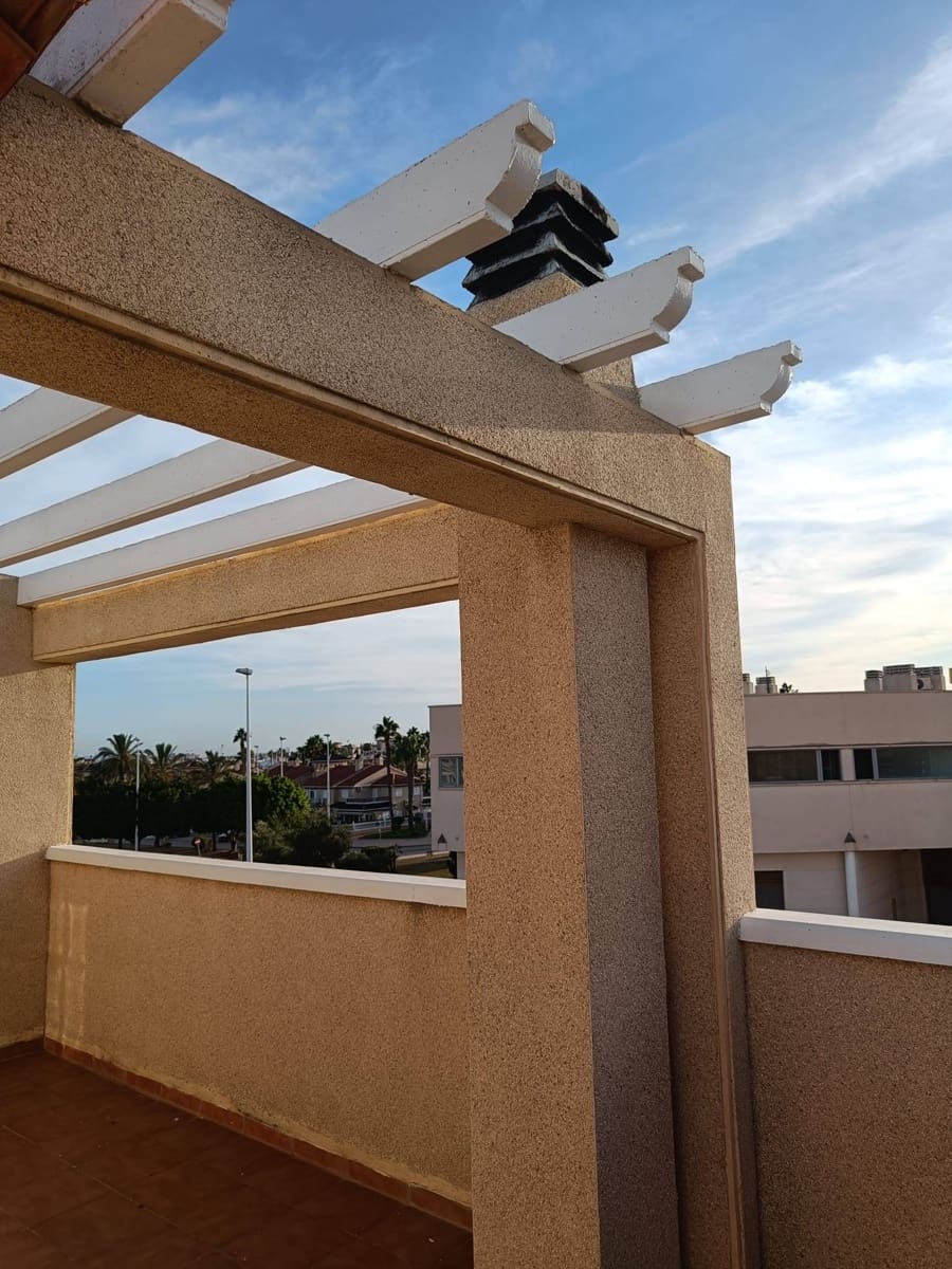 2 soveværelse Rækkehus til salg i Orihuela Costa med swimmingpool - € 265.000 (Ref: 9308616)