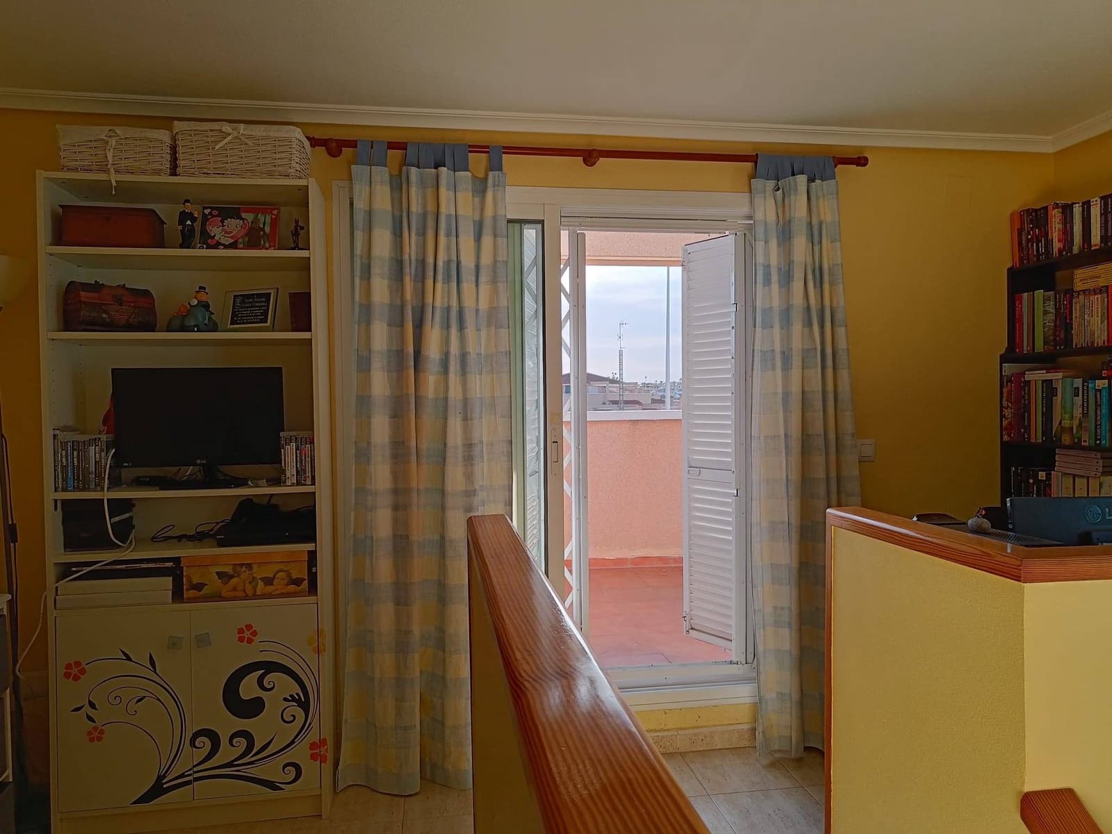 2 soveværelse Rækkehus til salg i Orihuela Costa med swimmingpool - € 265.000 (Ref: 9308616)