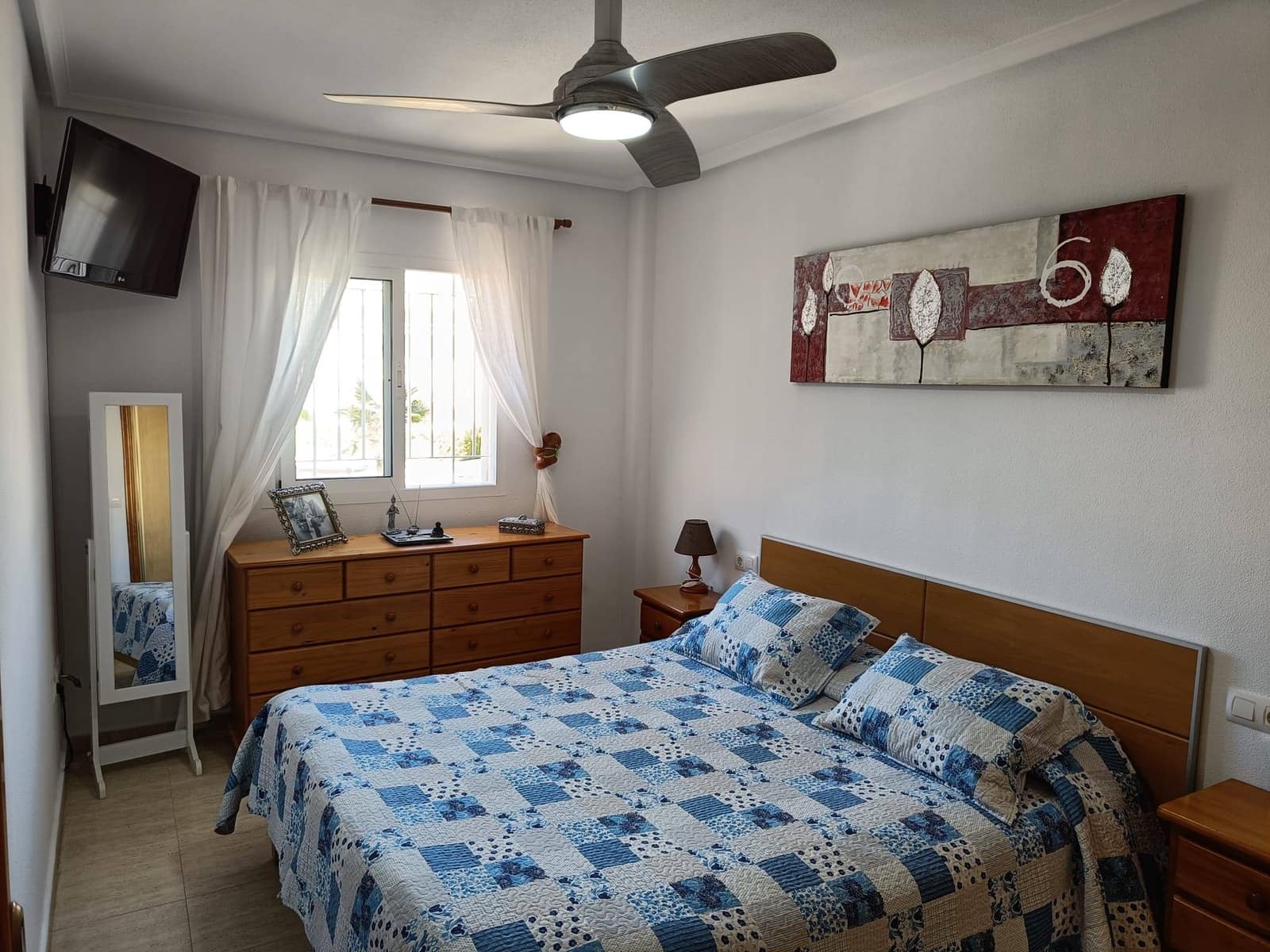 2 soveværelse Rækkehus til salg i Orihuela Costa med swimmingpool - € 265.000 (Ref: 9308616)