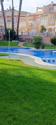 2 makuuhuone Rivitalo myytävänä paikassa Orihuela Costa, Orihuela mukana uima-altaan - 265 000 € (Ref: 9308616)
