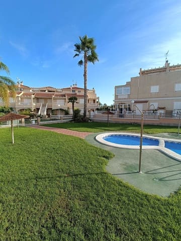 2 makuuhuone Rivitalo myytävänä paikassa Orihuela Costa, Orihuela mukana uima-altaan - 265 000 € (Ref: 9308616)