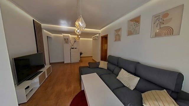 Piso de 3 habitaciones en Playa de los Locos, Torrevieja en venta con piscina - 199.900 € (Ref: 9338148)