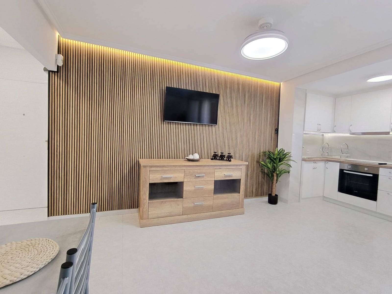 1 bedroom Loft for sale in Torrevieja with pool - € 106,000 (Ref: 9349668)