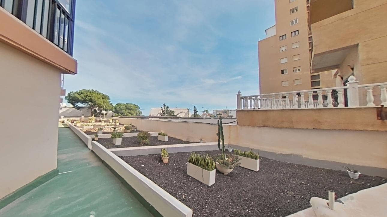 2 bedroom Apartment for sale in La Mata - € 141,000 (Ref: 9353800)