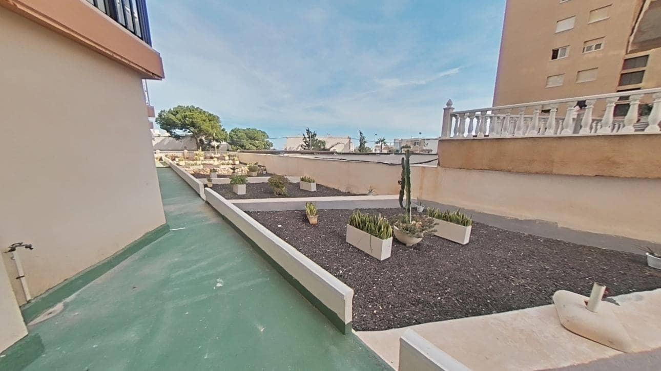 2 bedroom Apartment for sale in La Mata - € 141,000 (Ref: 9353800)