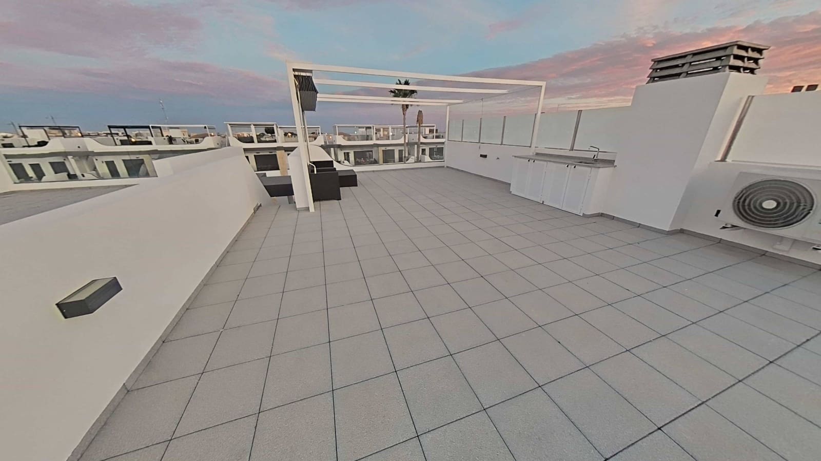 2 bedroom Penthouse for rent in Orihuela Costa - € 1,500 (Ref: 9355950)