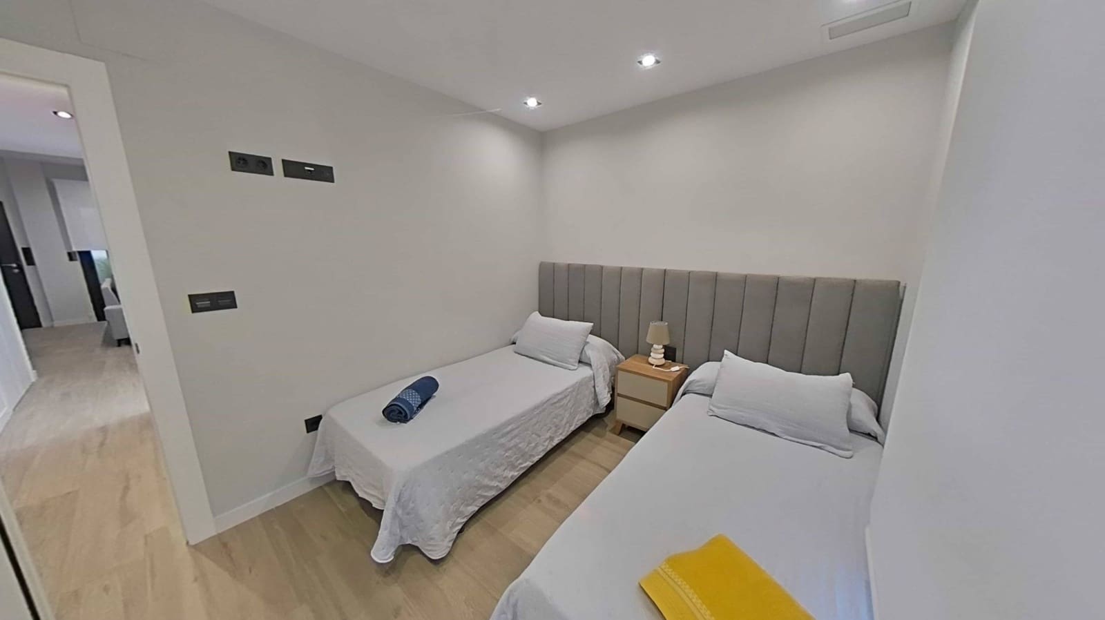 2 bedroom Penthouse for rent in Orihuela Costa - € 1,500 (Ref: 9355950)