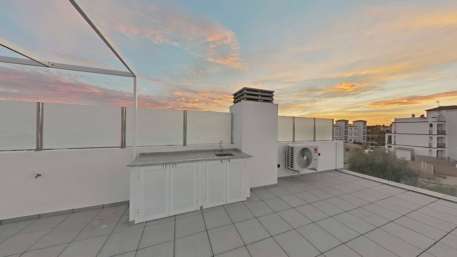 2 bedroom Penthouse for rent in Orihuela Costa - € 1,500 (Ref: 9355950)