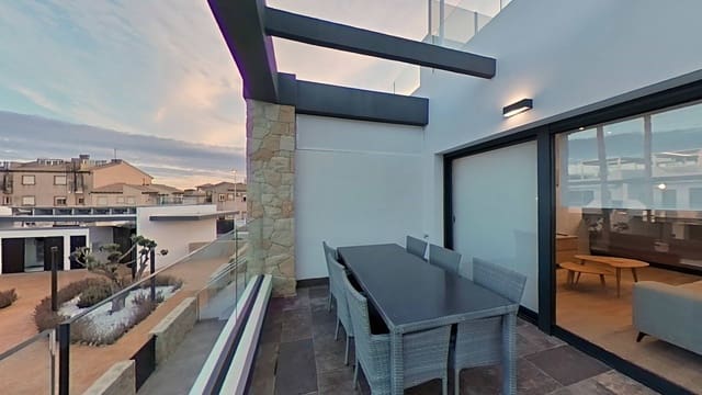 2 bedroom Penthouse for rent in Punta Prima, Orihuela - € 1,500 (Ref: 9355950)