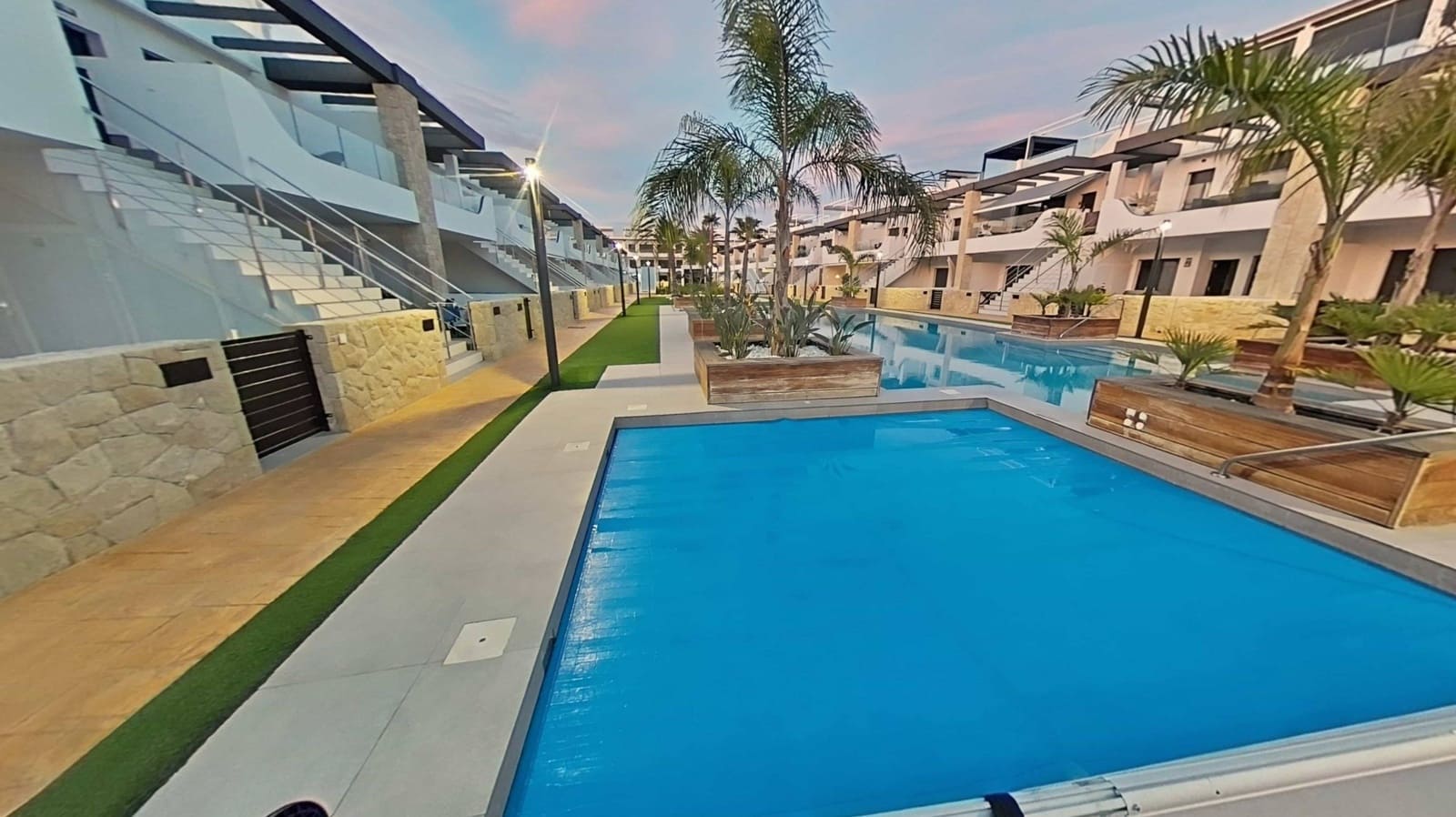 2 bedroom Penthouse for rent in Orihuela Costa - € 1,500 (Ref: 9355950)