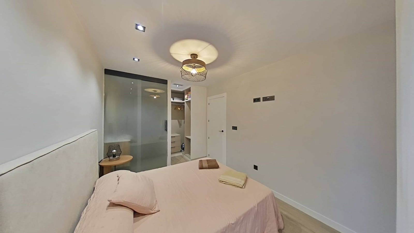 2 bedroom Penthouse for rent in Orihuela Costa - € 1,500 (Ref: 9355950)