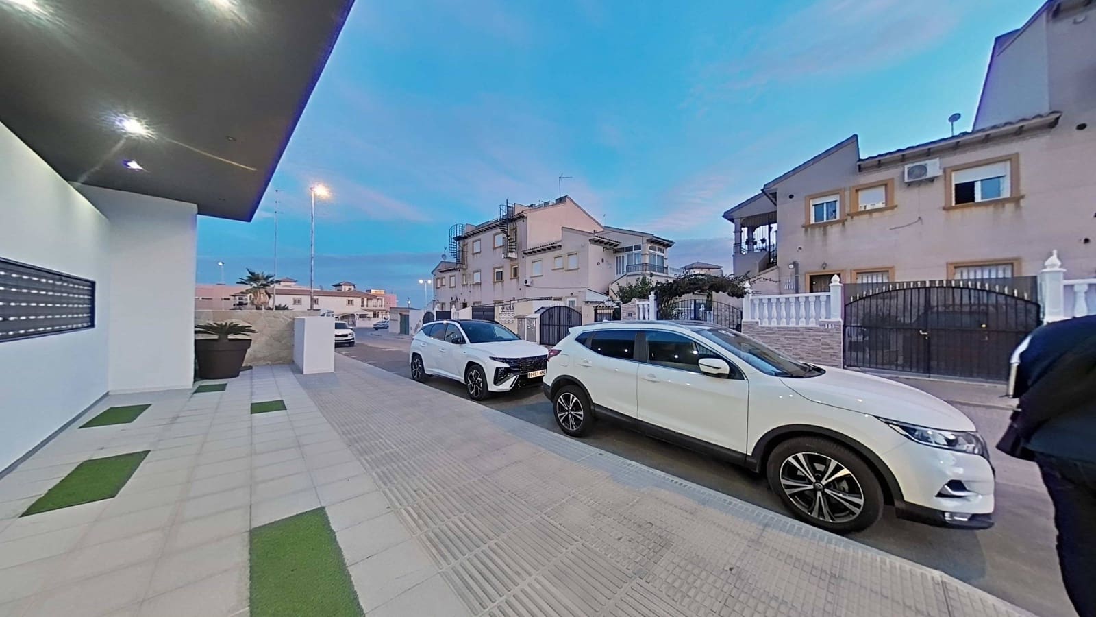 2 bedroom Penthouse for rent in Orihuela Costa - € 1,500 (Ref: 9355950)