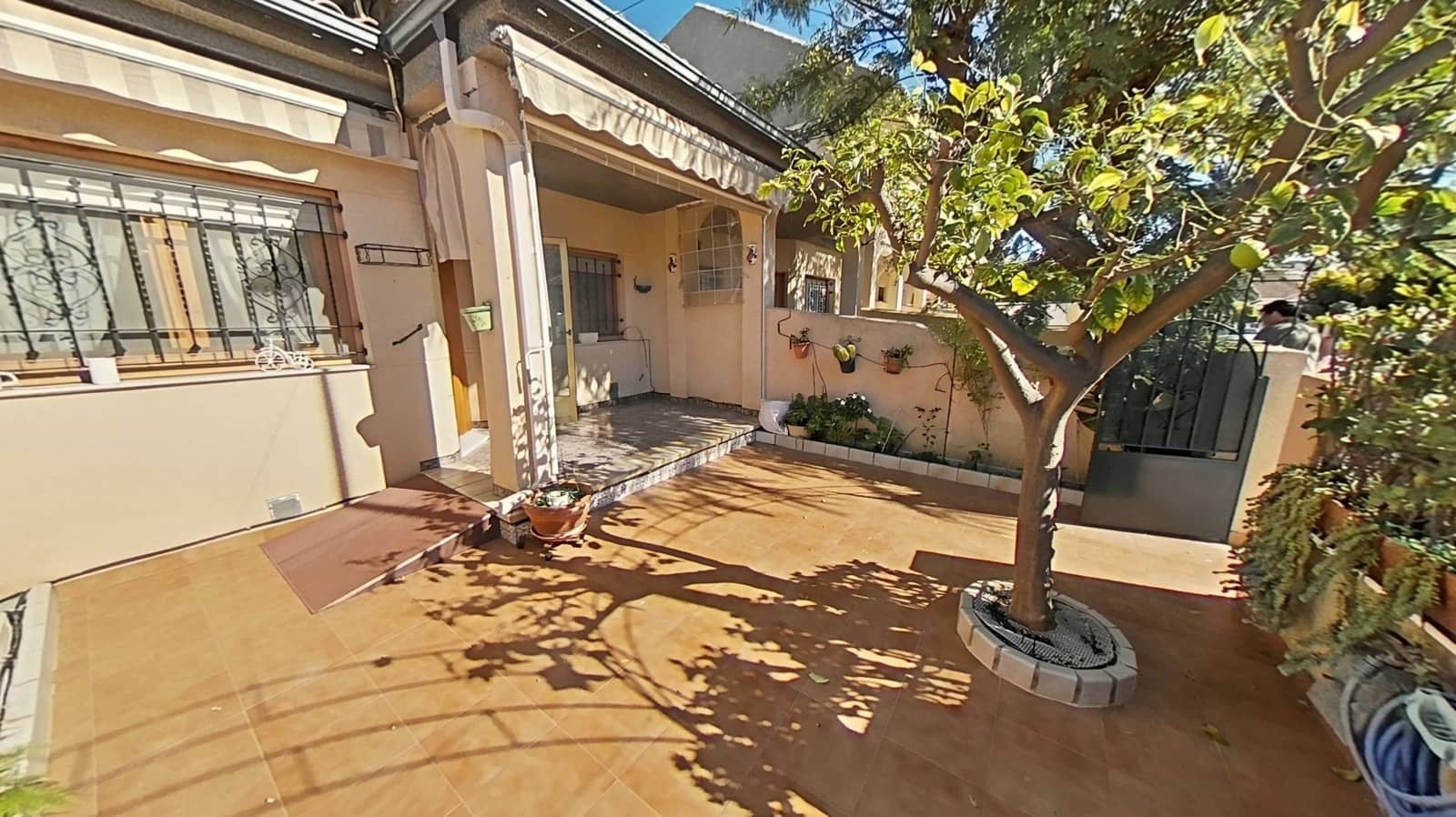 2 bedroom Terraced Villa for sale in Santiago de la Ribera with garage - € 150,000 (Ref: 9355951)