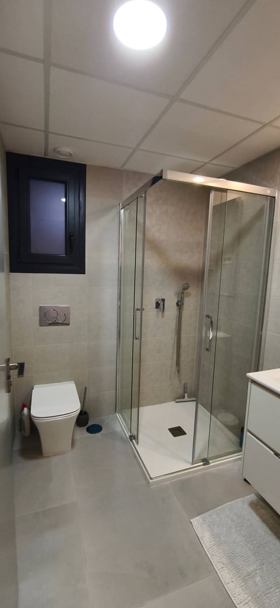 2 bedroom Apartment for rent in Punta Prima with pool garage - € 1,600 (Ref: 9367685)