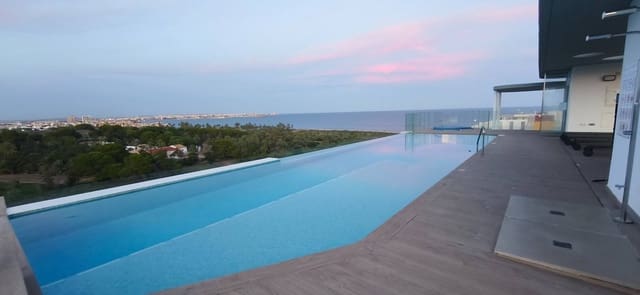 2 makuuhuone Huoneisto vuokrattavana paikassa Punta Prima, Torrevieja mukana uima-altaan 
autotalli - 1 600 € (Ref: 9367685)