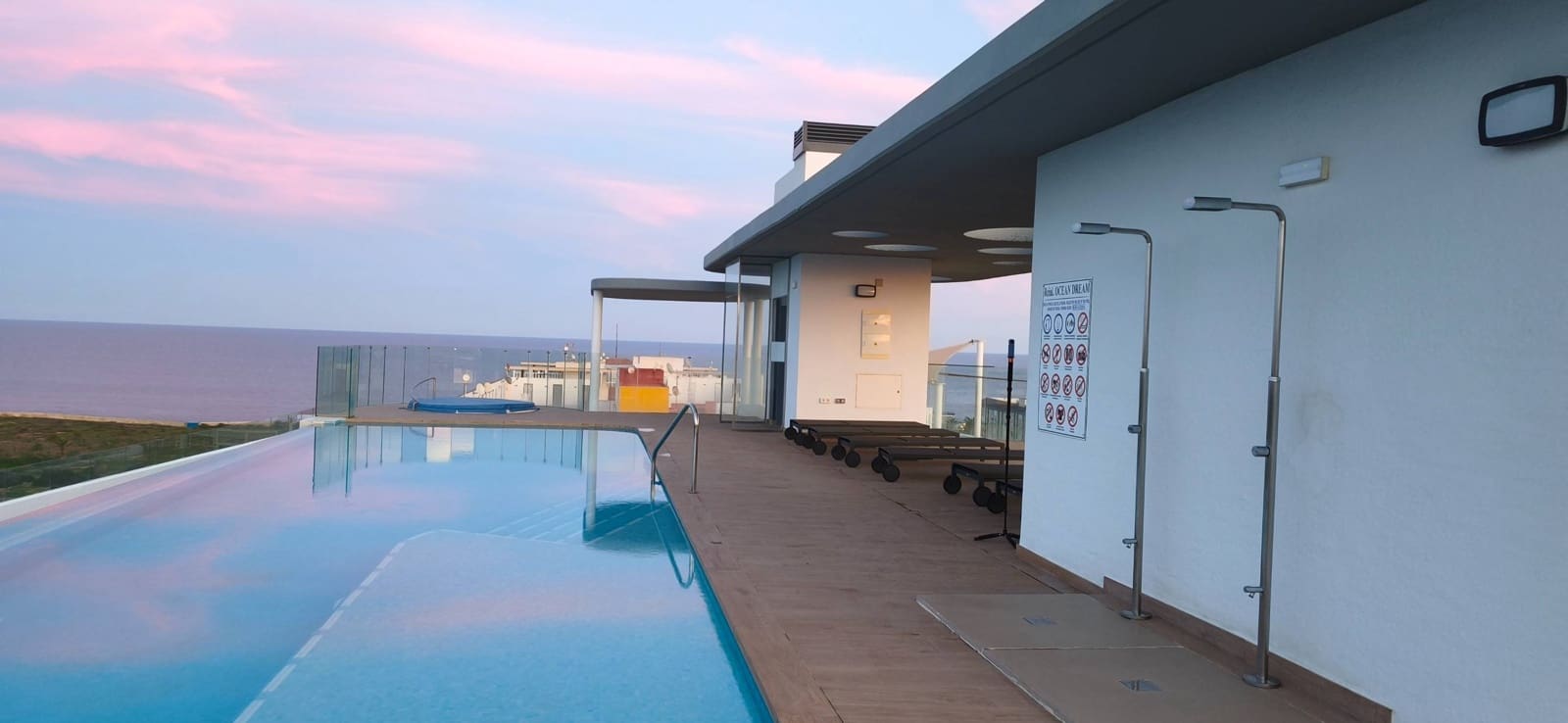 2 bedroom Apartment for rent in Punta Prima with pool garage - € 1,600 (Ref: 9367685)