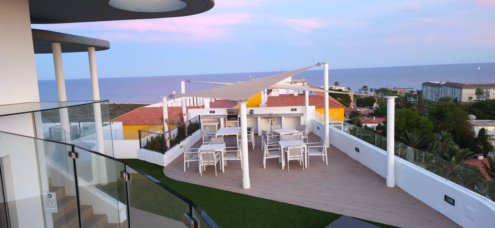 2 bedroom Apartment for rent in Punta Prima with pool garage - € 1,600 (Ref: 9367685)