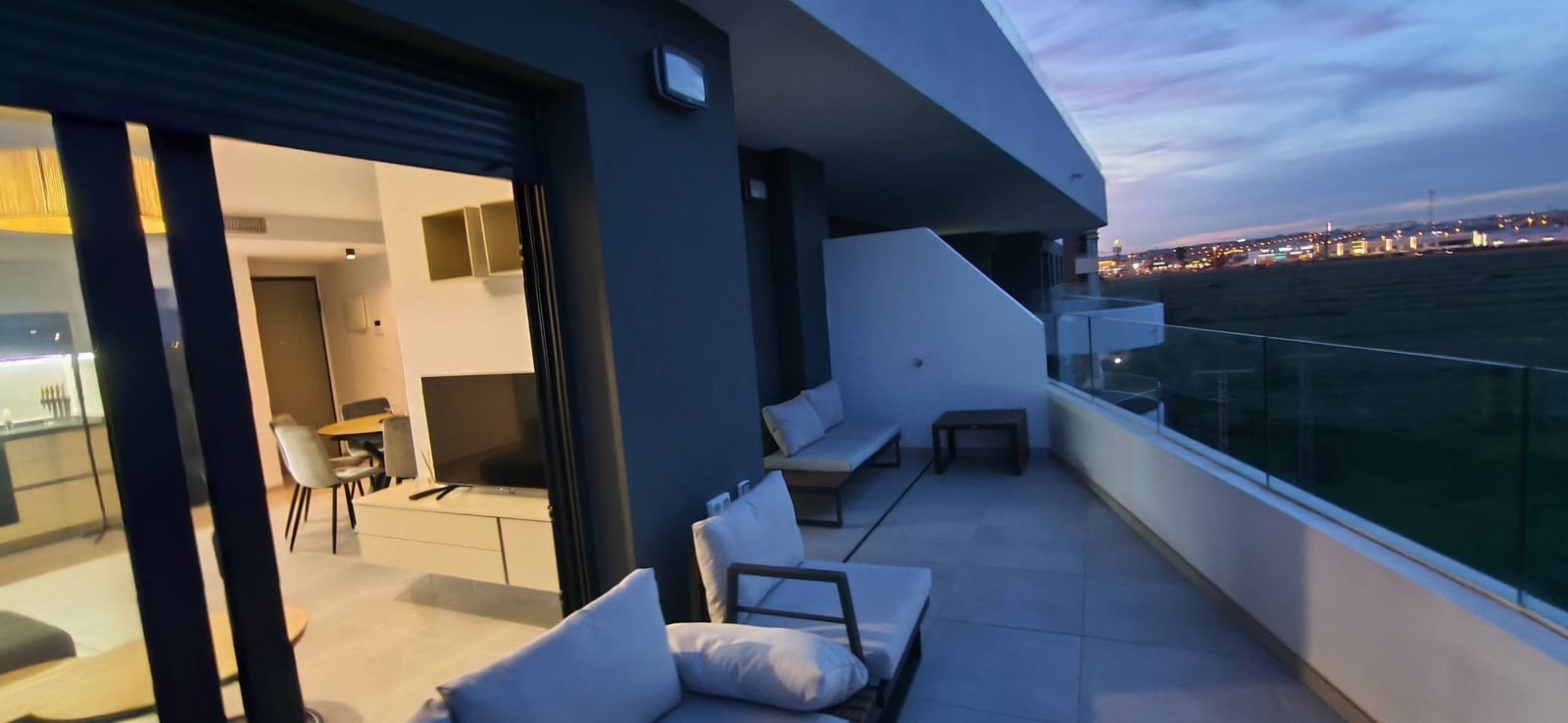 2 bedroom Apartment for rent in Punta Prima with pool garage - € 1,600 (Ref: 9367685)