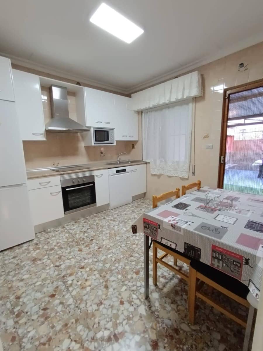 3 quarto Moradia Geminada para venda em Los Cuarteros - 240 000 € (Ref: 9396119)