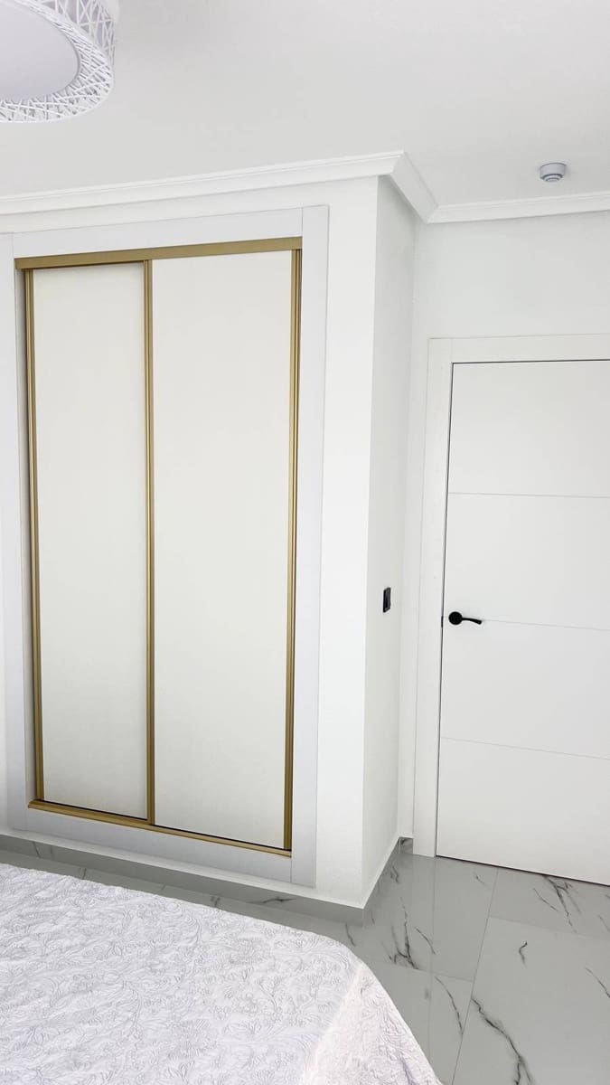 1 makuuhuone Kattohuoneisto myytävänä paikassa La Zenia mukana uima-altaan - 170 000 € (Ref: 9437545)