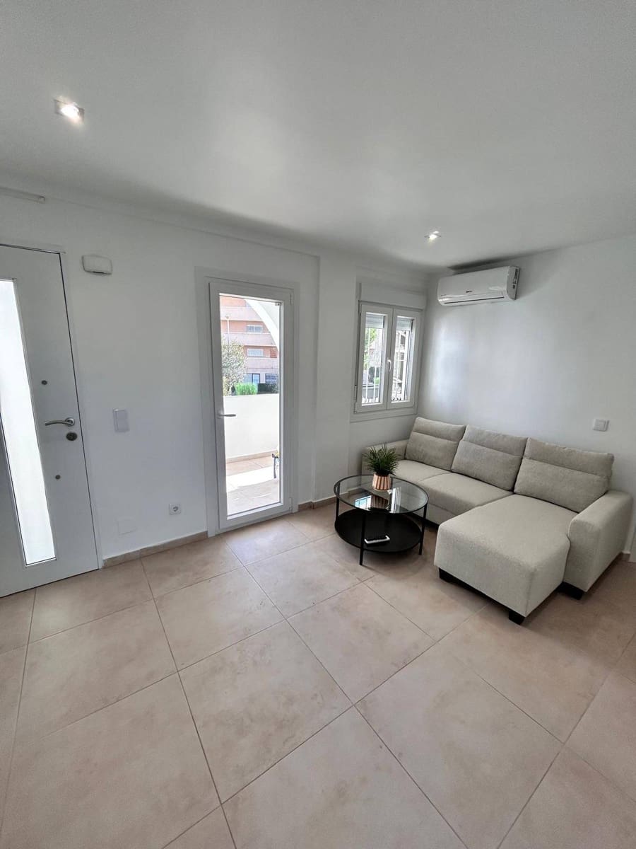 2 sypialnia Bungalow do wynajęcia w Cabo Roig - 1 000 € (Ref: 9530806)