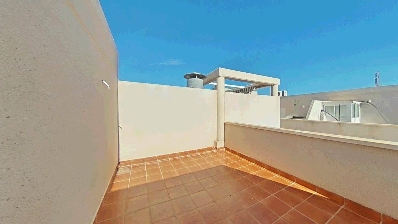 4 bedroom Terraced Villa for rent in Lo Pagan with garage - € 980 (Ref: 9551795)