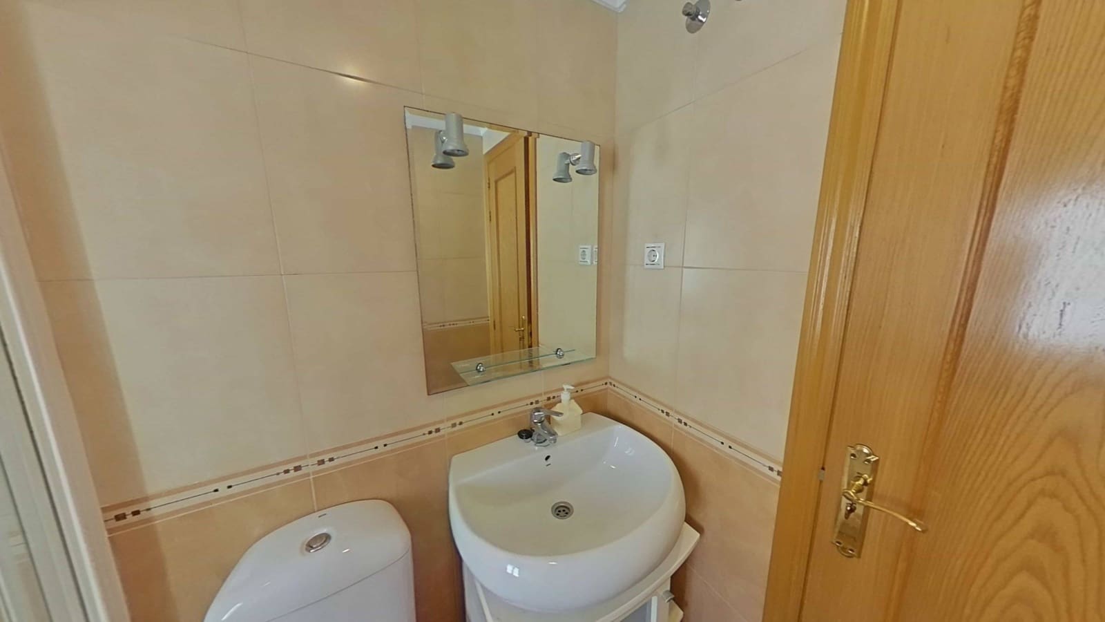 4 bedroom Terraced Villa for rent in Lo Pagan with garage - € 980 (Ref: 9551795)