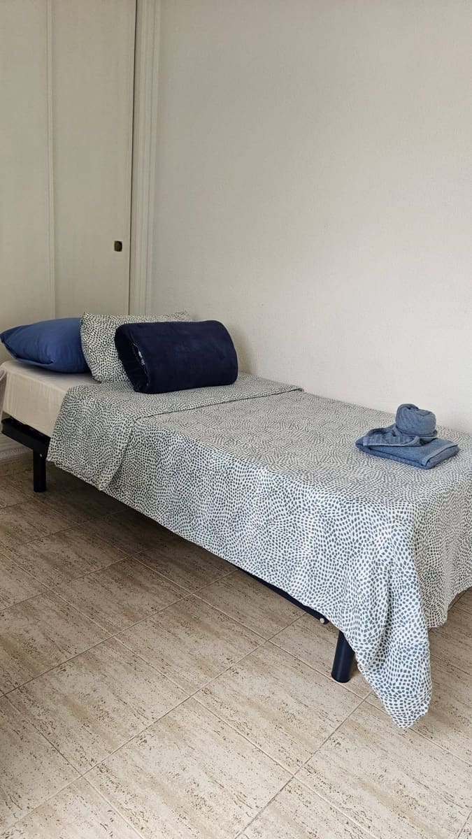 Ático de 3 habitaciones en Torrevieja en venta con piscina - 167.200 € (Ref: 9555987)