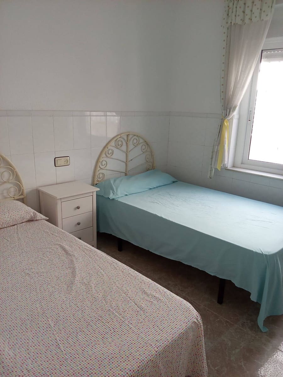 5 slaapkamer Rijtjeshuis te koop in Torre de la Horadada - € 223.000 (Ref: 9611663)