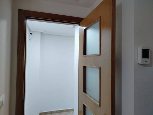 Apartamento de 2 habitaciones en San Pedro del Pinatar en venta con garaje - 125.000 € (Ref: 9611664)