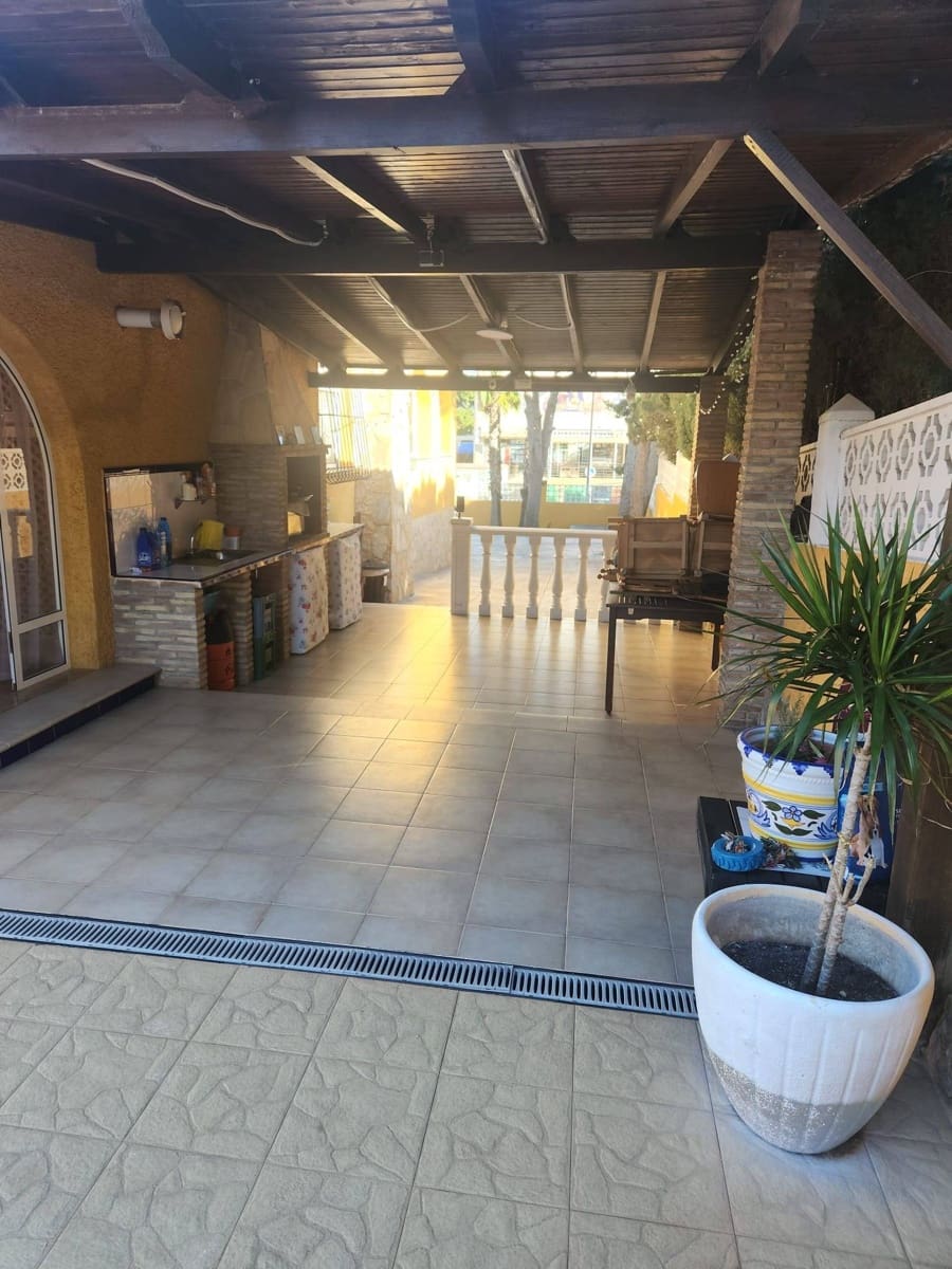 2 slaapkamer Villa te koop in Los Balcones met zwembad garage - € 450.000 (Ref: 9627695)