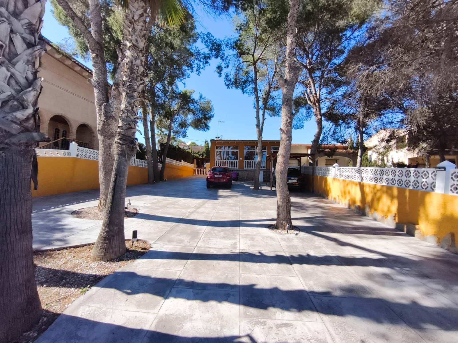 2 bedroom Villa for sale in Los Balcones with pool garage - € 450,000 (Ref: 9627695)