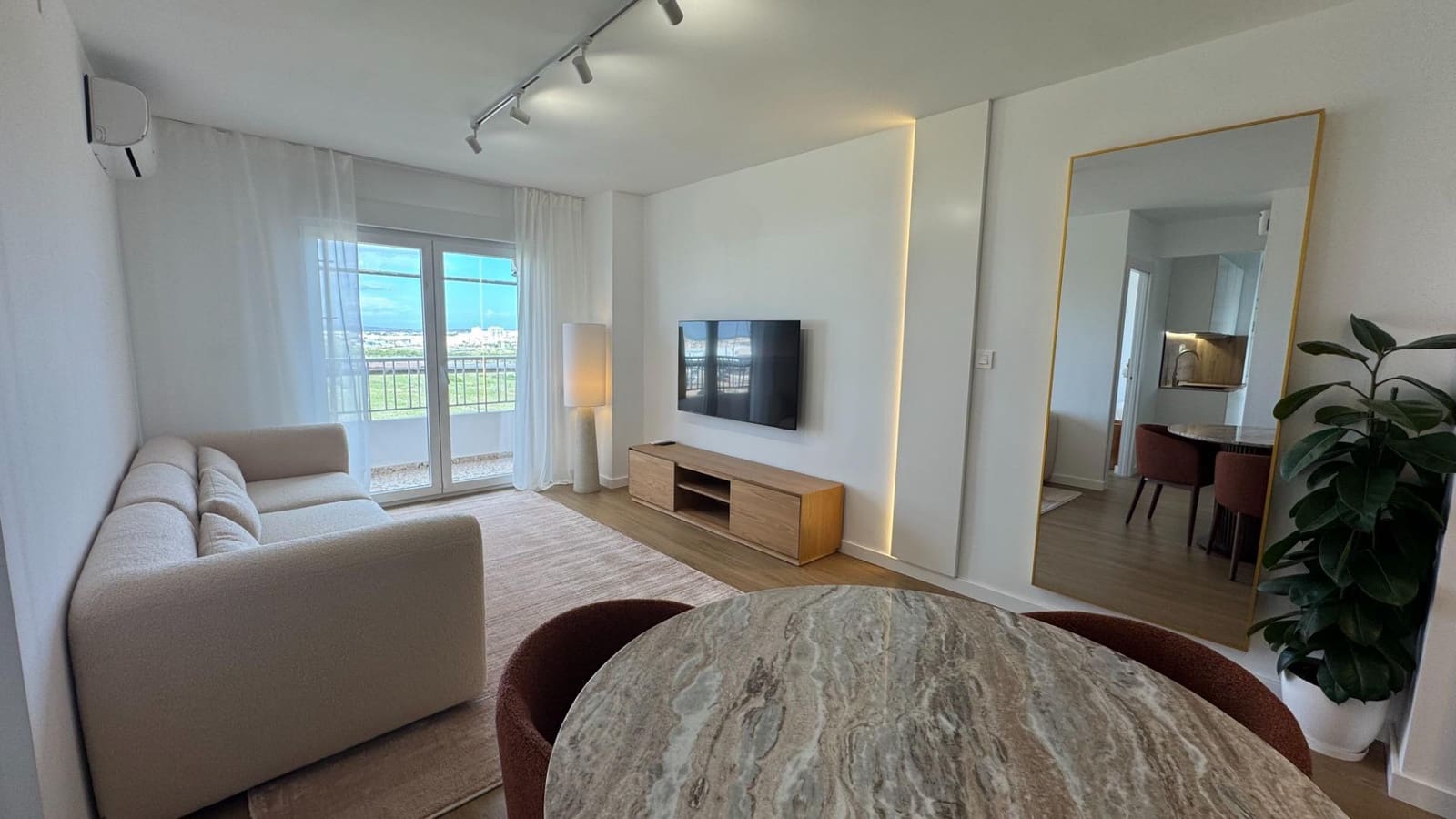 Apartamento de 2 habitaciones en Punta Prima en venta con piscina - 235.000 € (Ref: 9831842)