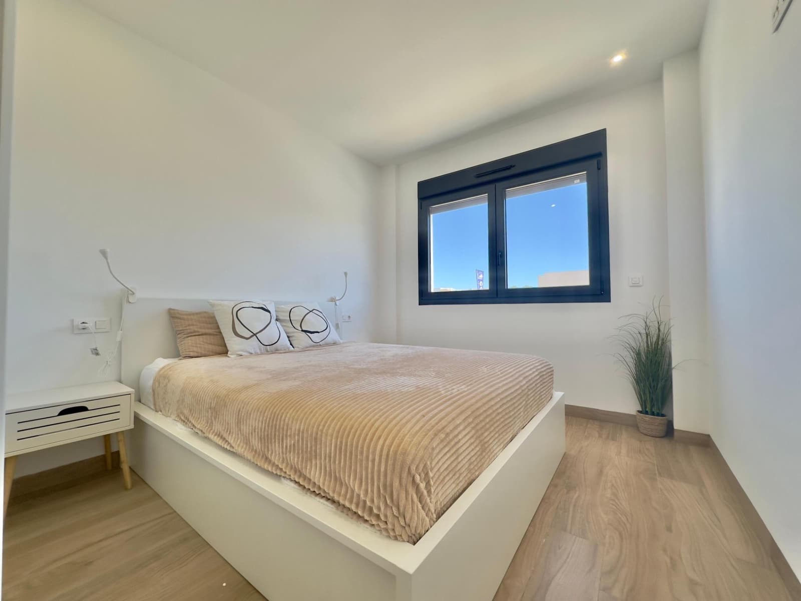 Bungalow de 2 habitaciones en Los Balcones en venta con piscina garaje - 299.000 € (Ref: 9831847)