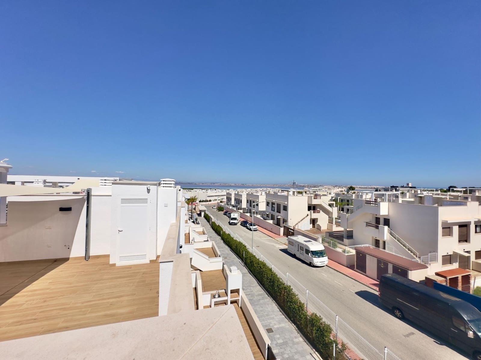 Bungalow de 2 habitaciones en Los Balcones en venta con piscina garaje - 299.000 € (Ref: 9831847)