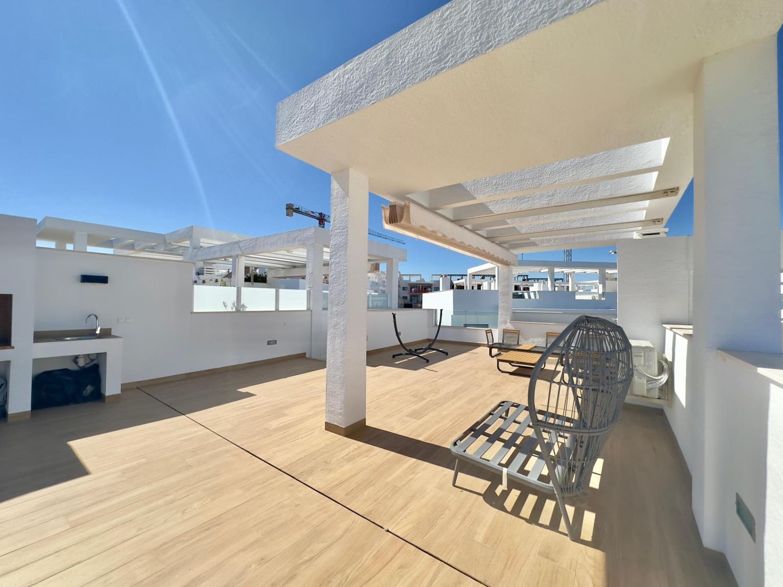 Bungalow de 2 habitaciones en Los Balcones en venta con piscina garaje - 299.000 € (Ref: 9831847)