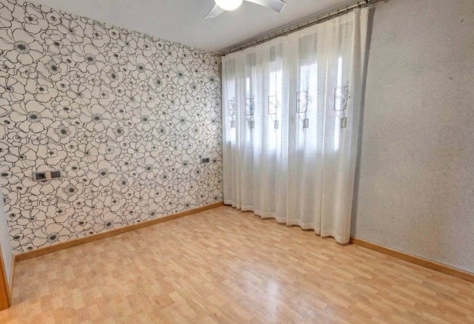 3 soveværelse Rækkehus til salg i Lo Pagan med swimmingpool - € 374.995 (Ref: 9831852)