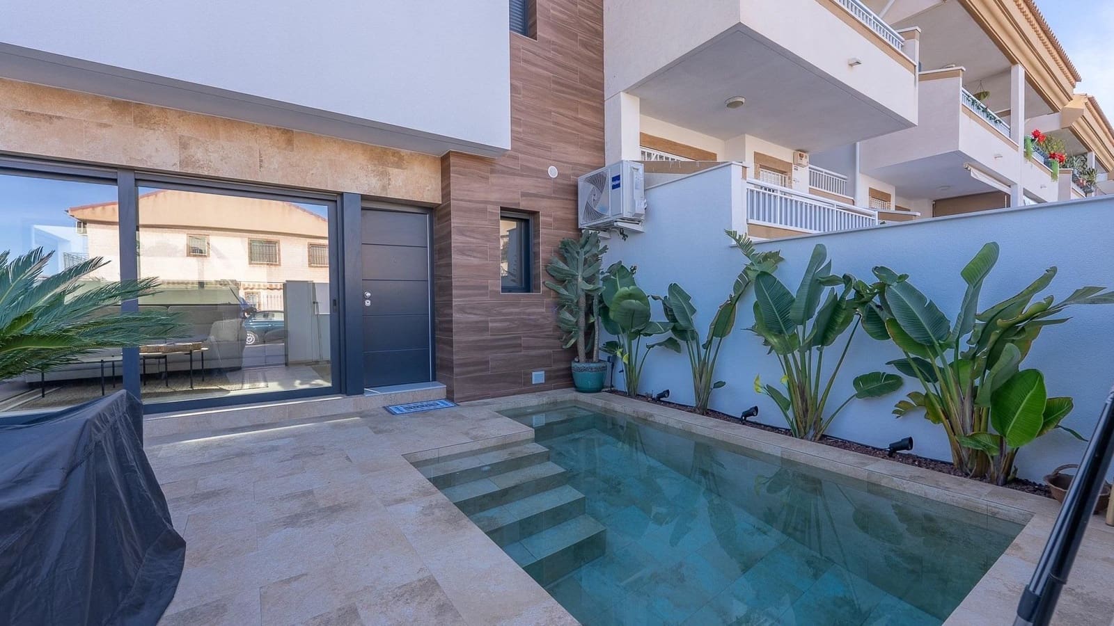 2 bedroom Bungalow for sale in San Pedro del Pinatar with pool - € 279,900 (Ref: 9831867)
