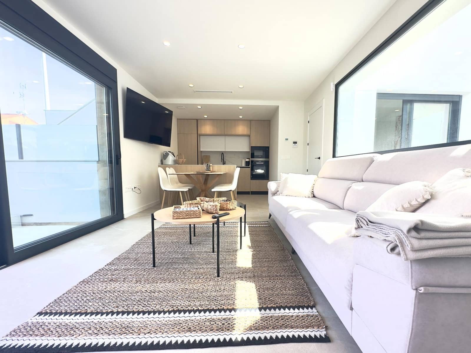 2 bedroom Bungalow for sale in San Pedro del Pinatar with pool - € 279,900 (Ref: 9831867)