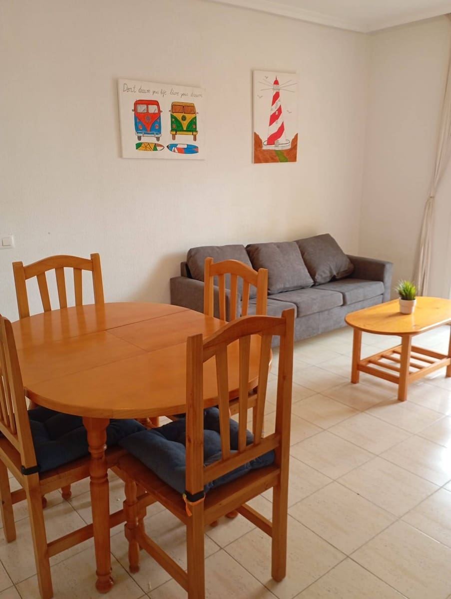 2 quarto Apartamento para venda em Torrevieja - 136 000 € (Ref: 9831880)