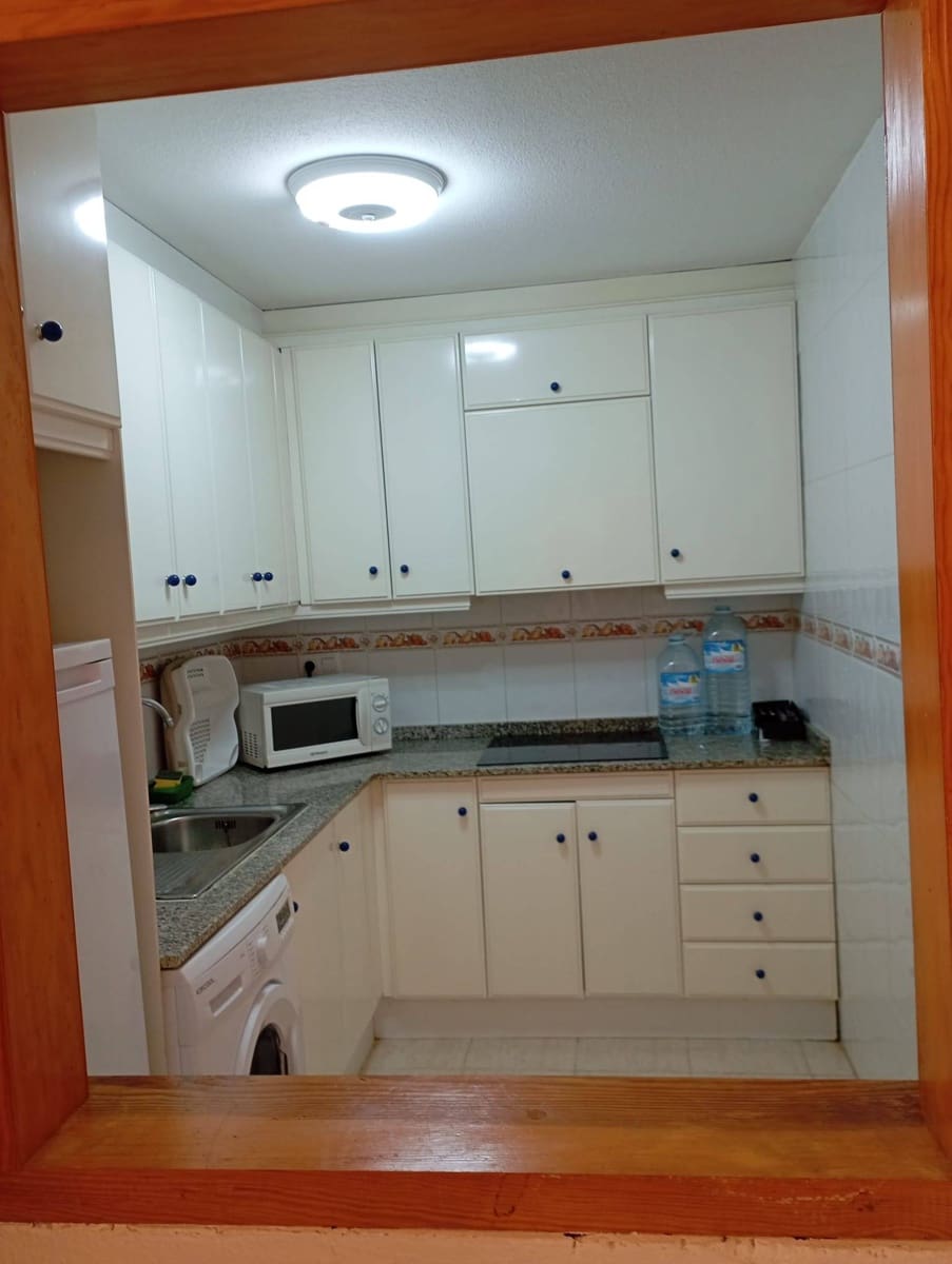 2 quarto Apartamento para venda em Torrevieja - 136 000 € (Ref: 9831880)