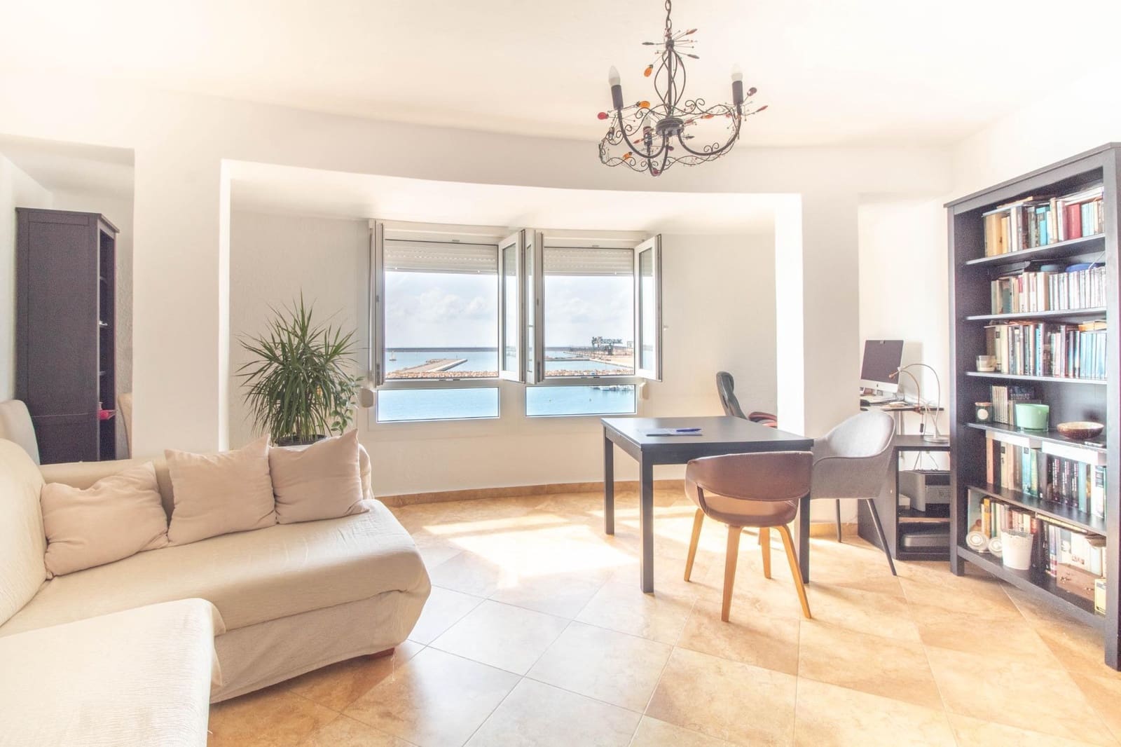 3 Zimmer Apartment zu verkaufen in Torrevieja - 390.000 € (Ref: 9831888)