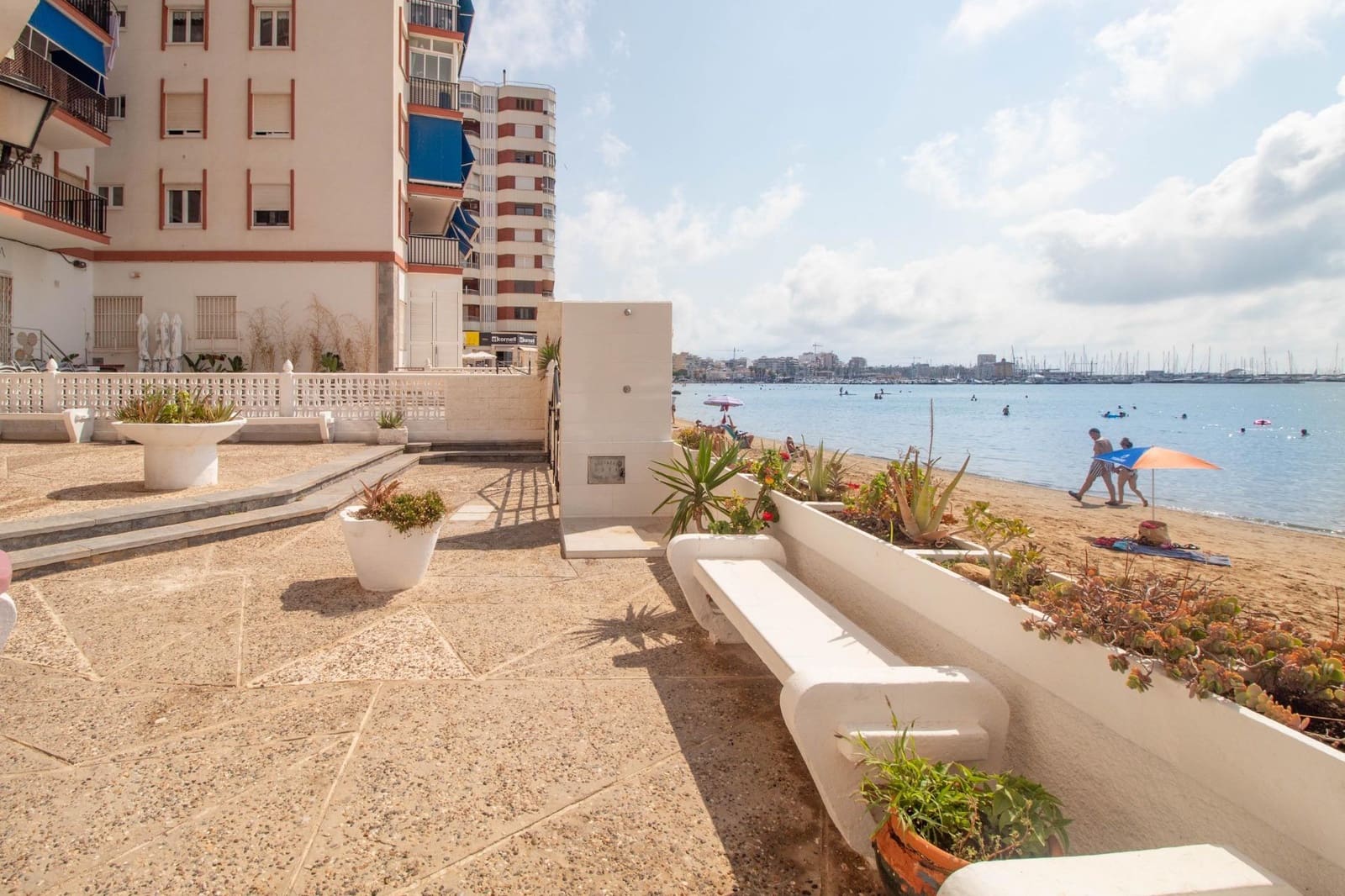 3 Zimmer Apartment zu verkaufen in Torrevieja - 390.000 € (Ref: 9831888)