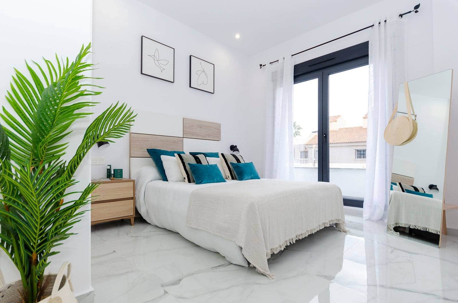 3 chambre Villa/Maison à vendre à Torrevieja avec piscine - 385 000 € (Ref: 9831890)