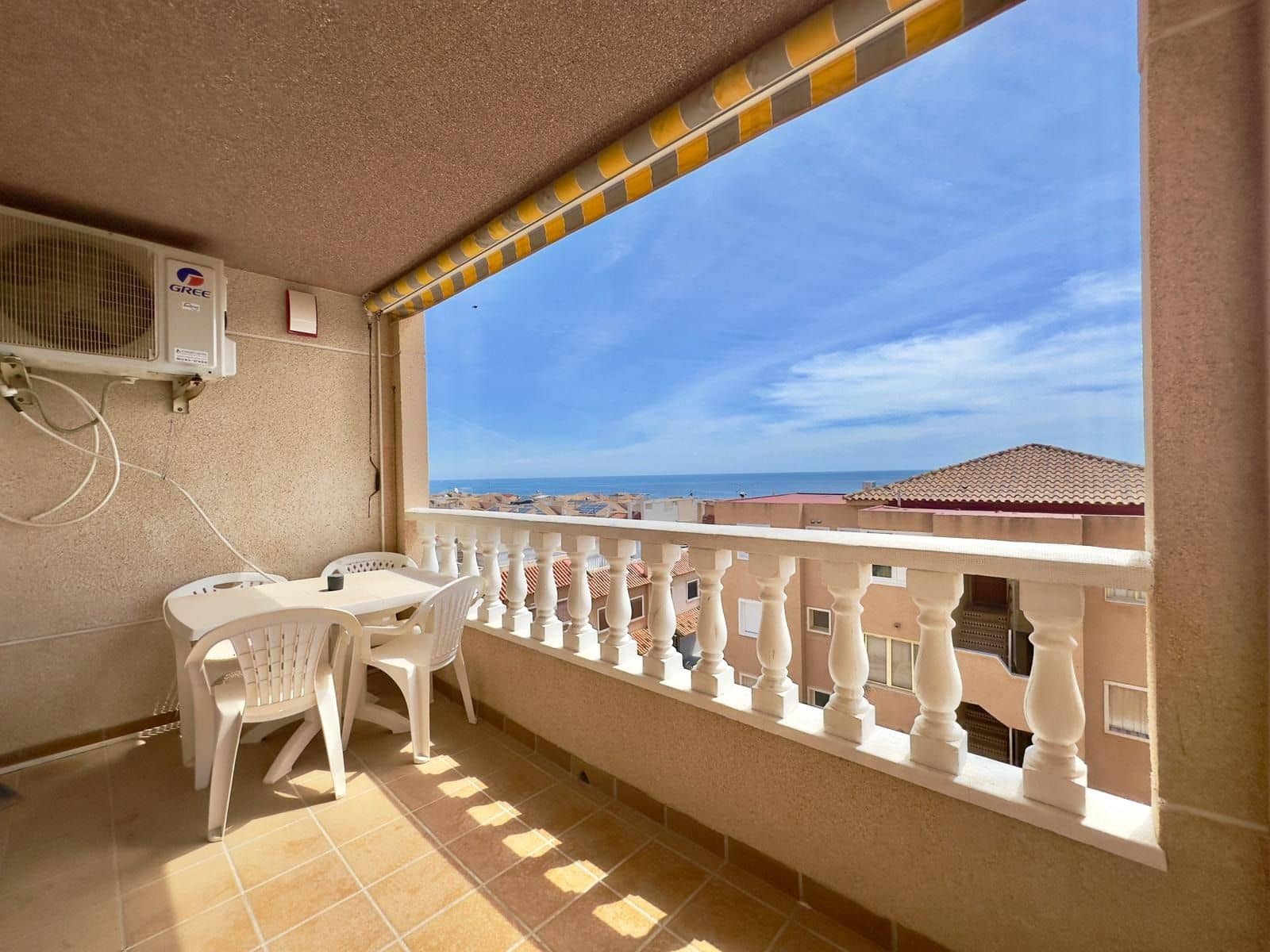2 quarto Apartamento para venda em Torrevieja com piscina garagem - 199 000 € (Ref: 9861970)