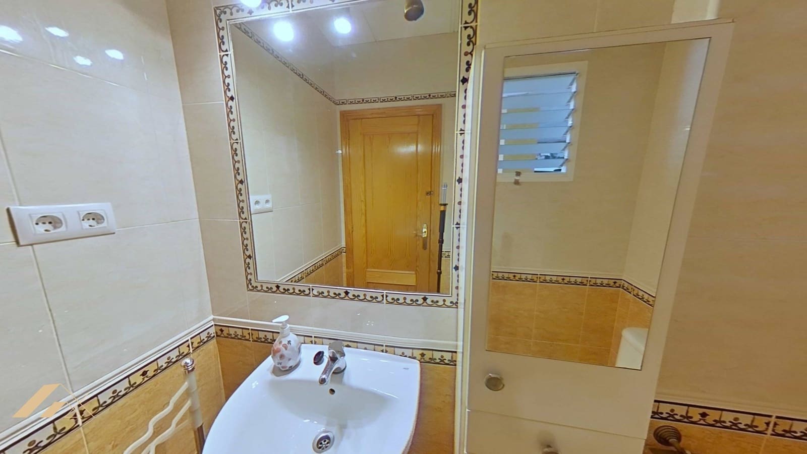 4 bedroom Apartment for sale in San Pedro del Pinatar with garage - € 424,000 (Ref: 9899399)