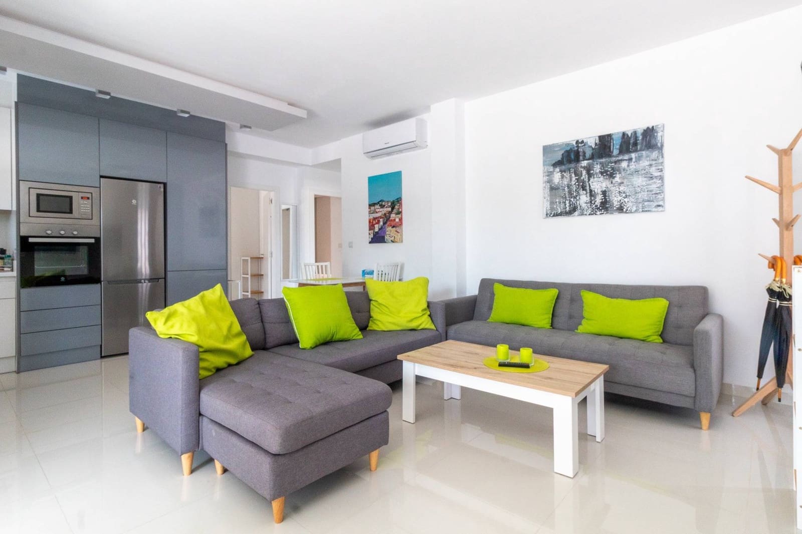 3 soverom Leilighet til leie i Torre de la Horadada - € 4 200 (Ref: 9945837)